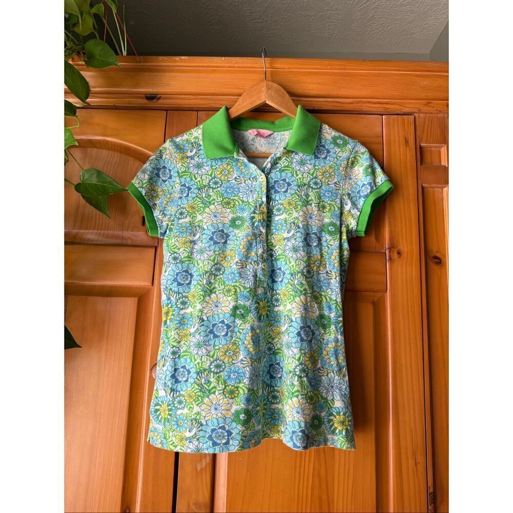“Vintage Lilly Pulitzer Polo Shirt Women’s Floral Print Green Collar Short Sleev